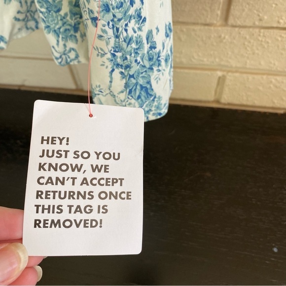 LAST CHANCE ASOS Blue Floral Mini Dress - Picture 4 of 9